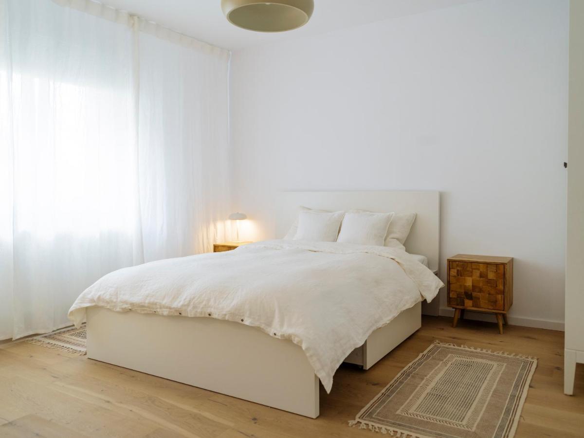 Cozy Central Apartment Near The Forest Braşov Exterior foto